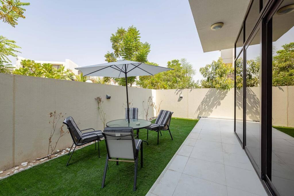 Spacious And Elegant 5Br Plus Maids Room Villa In Damac Dubai Eksteriør billede